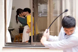 Đổi vợ, sau khi hát trong KTV, về phòng đổi 4P, đam mê dâm đãng, một người, một tư thế 69, liếm lồn cùng nhau, tiếng tát rất dễ chịu và to