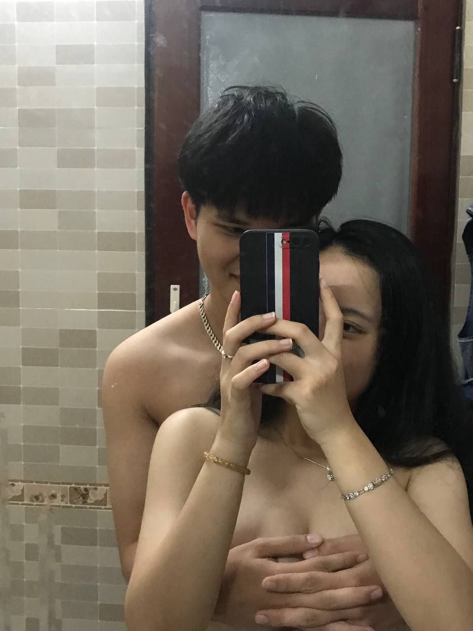 Nhân tình đi giã ngoại về trễ bị anh trai phạt bú cu