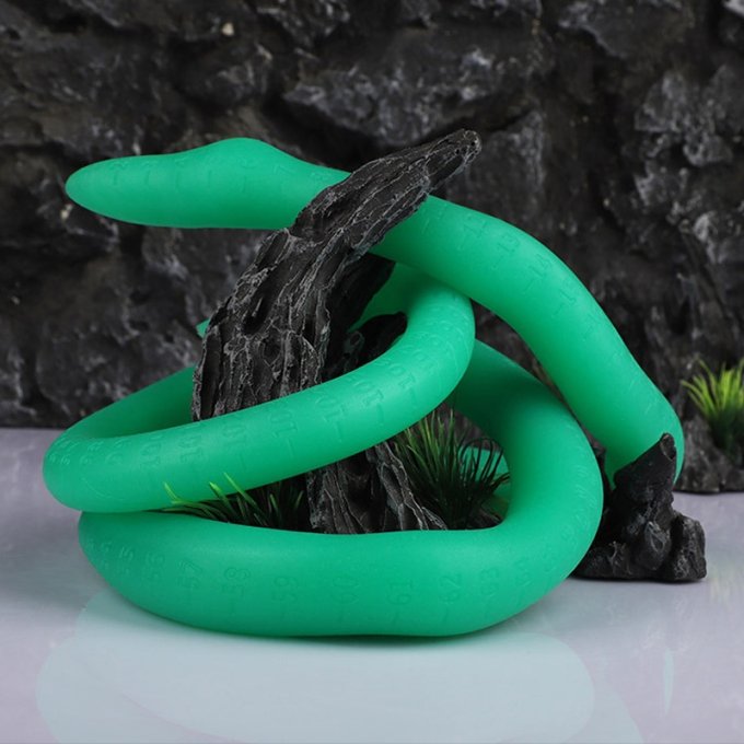 Gode long Ultra Snake 120 x 2.7cm Vert