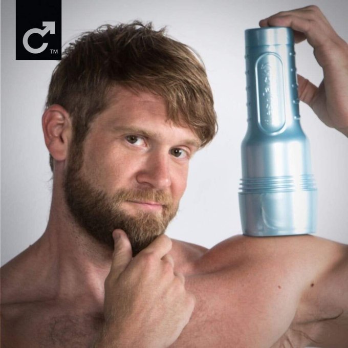 Masturbateur FleshJack Boys Cul Colby Keller