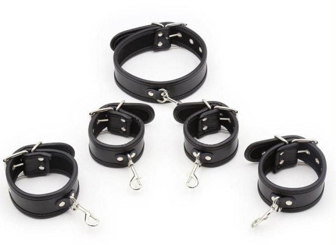 Set de restriction Collier et Menottes Noir